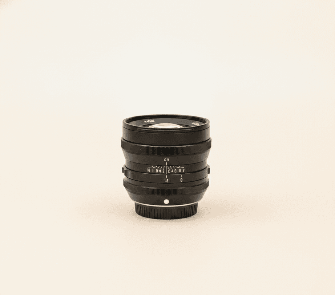BrightinStar 35mm F1.4 (E)